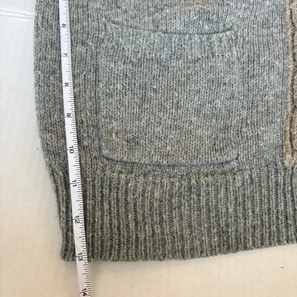 Generra Gray Cable Knit 2 tone Sweater Vest versatile classic staple - Picture 6 of 12